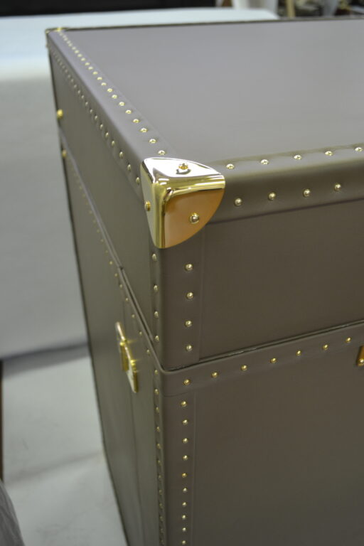 RIVESTIMENTO BAULE IN PELLE